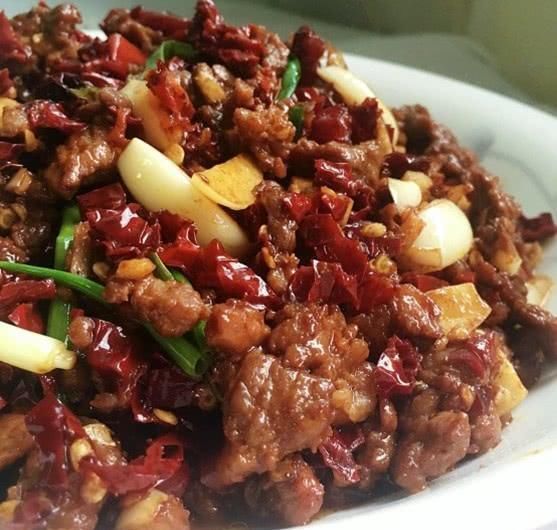 鲜美|香辣鲜美得要吞舌的菜，是餐桌必备的下酒神器，每一口都是享受