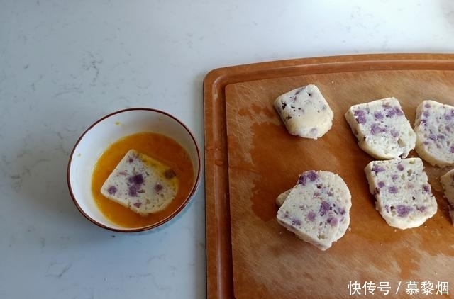 生活|老两口的极简早餐,10分钟上桌,价格不贵吃得舒服,生活美如诗