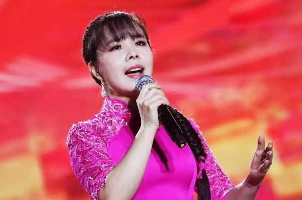 种地|星光大道出来的国家一级演员,买不起房回家种地,老公身份成谜