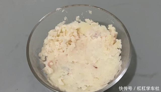 解决|早餐不知道吃什么两根山药解决早餐，简单省事又好吃