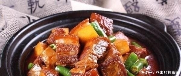 吃法|老外到中国一年,第一次吃中国菜,菜一上桌后,他们的吃法亮了