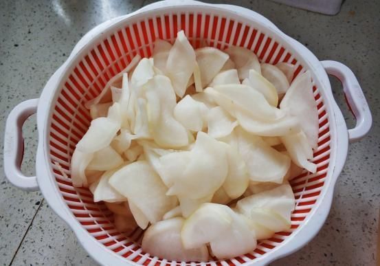 饭店|饭店不外传的腌酸萝卜秘诀,牢记几个要点,酸辣脆爽,久放也不坏