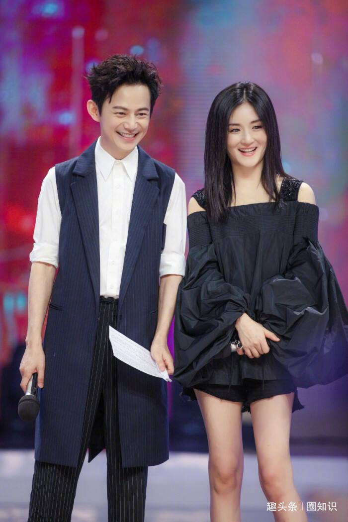  沈腾和贾玲|《笑起来真好看》开播就扑街，沈腾也难救，失去何炅的谢娜能行吗