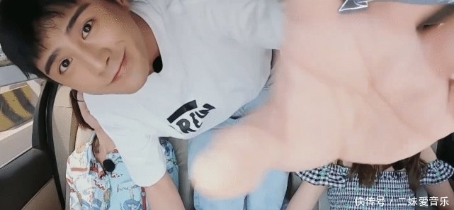  麦迪娜|麦迪娜又在节目里生气, 姜潮这次不哄她, 一个举动吓得她不说话了