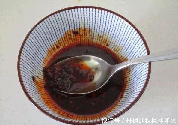 胃口|两道好吃好做的凉拌菜下饭,又不上火,天热没胃口做这道菜就对了