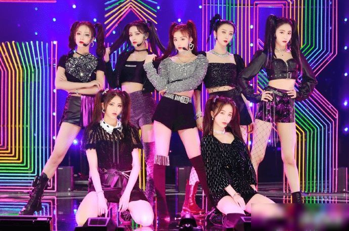 太土|《青春有你2》决赛还没来,网曝最终团名已定,中文名被吐槽太土