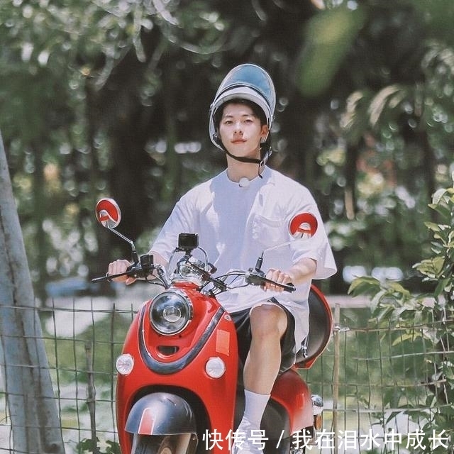  粉丝|《向往的生活》翻车，许光汉粉丝不满嘉宾安排，网友：替他尴尬