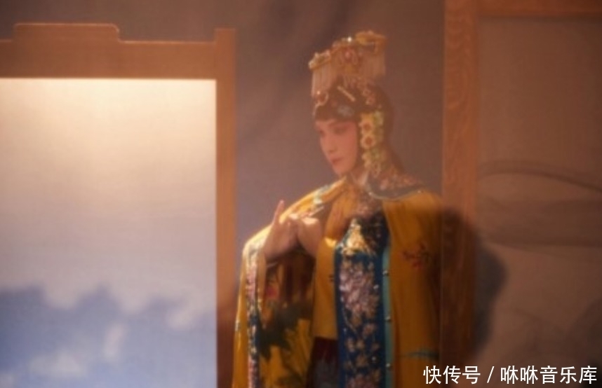 争相|张艺兴新曲《玉》出圈,被环球与韩网争相推荐,他的优秀值得看到