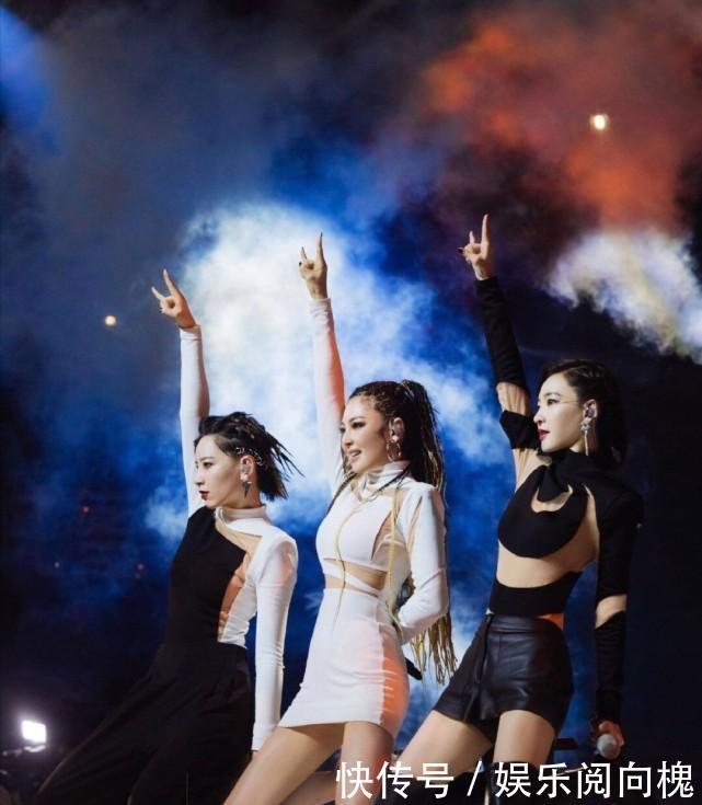 钟丽缇|沈梦辰阿朵丁当钟丽缇被淘汰,一个笑着离开,一个却哭着晋级