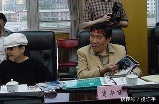 老公|她是中国著名的歌后, 老公官至副部级, 公公更厉害, 是开国大将