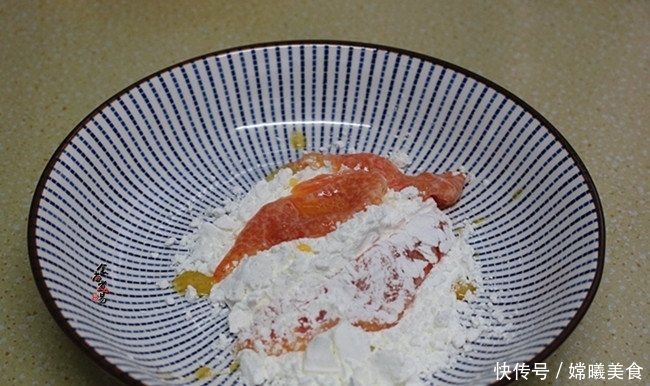 家常|这款家常开胃菜,孩子隔三差五就喊馋,酸甜香酥,连汁都不剩