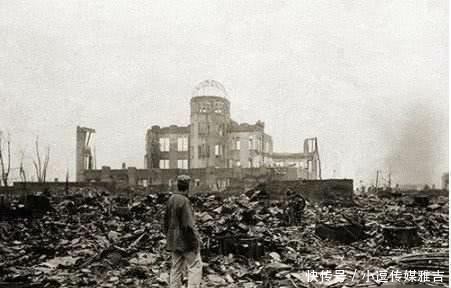 有人|日本投降，有人问日本天皇：你为何不剖腹？天皇说了4字