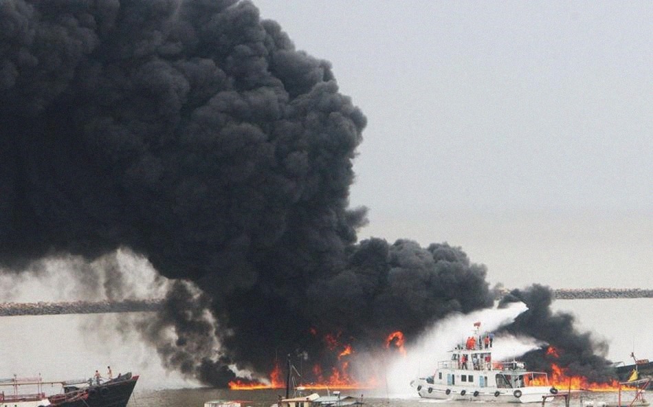 油船|印度又出事了!继2名军官在边境身亡后,油船气田接连发生大爆炸