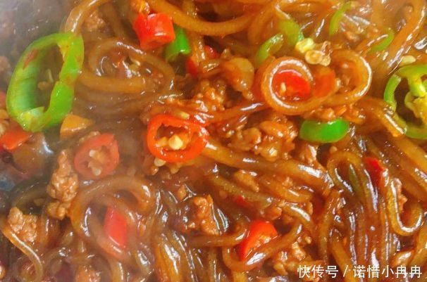 粉条|炒粉条时,焯水后直接炒是大错多加1步,粉条根根分明,不粘锅