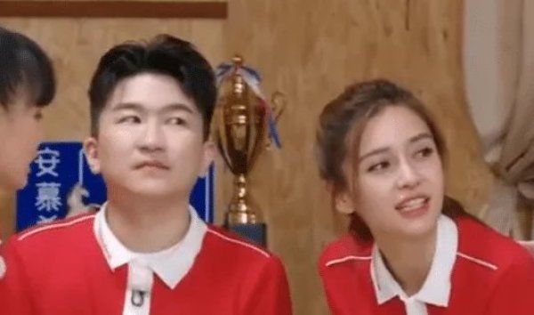  baby|《跑男》最让观众不满的,不是瞎带节奏的baby,而是全程划水的她