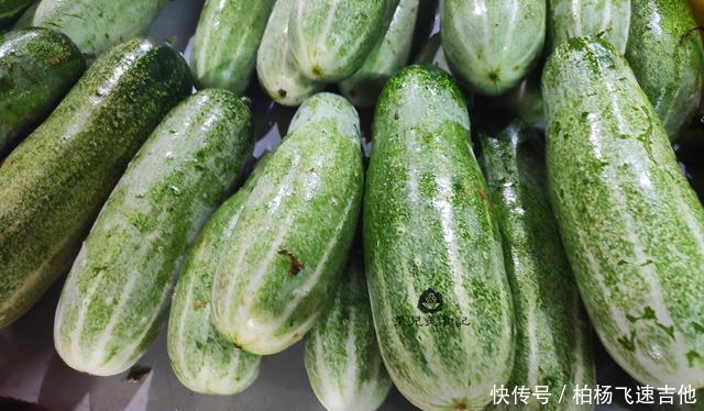 下饭|秋天,遇到此菜别错过,2块钱一斤,营养美味,炒肉吃很下饭