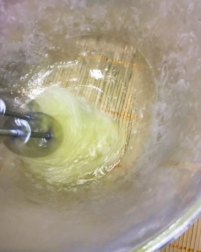 搞定|2步搞定,不用面粉,这应该是这款面包最简单的版本了