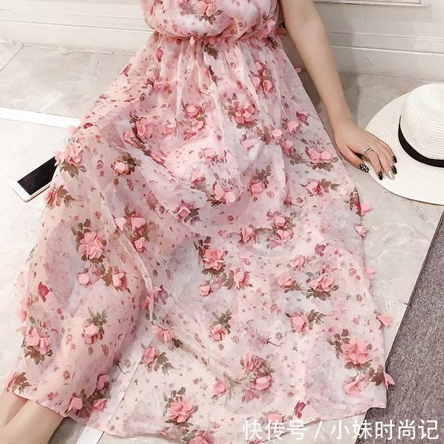 纯真|微胖的女孩子穿上更美的连衣裙,魅力四射的纯真让你更显魅力