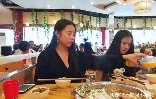 姑娘|5个姑娘吃火锅, 共花75元, 老板吼: 以后别来了, 不欢迎