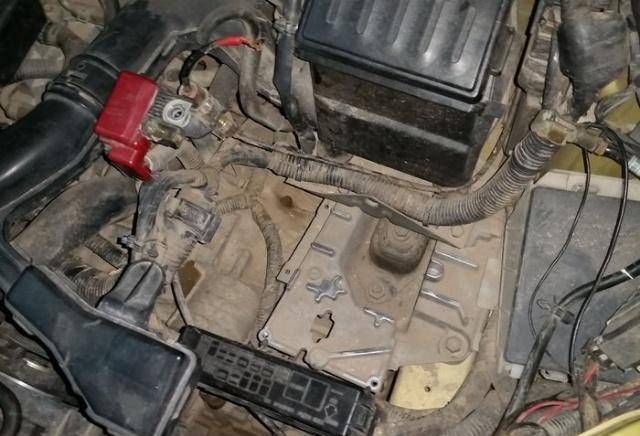  手磨机|骐达06款70ah安时电池详细安装