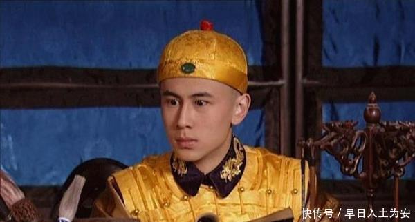 康熙|顺治留了4位辅政大臣，康熙擒杀鳌拜时，其他3人在干嘛！