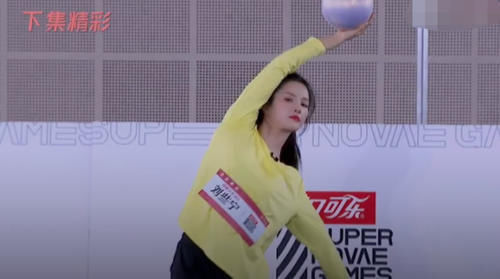 陈卓璇|硬糖少女参加《超新星》,全员射箭,陈卓璇报名拔河,理由太奇葩