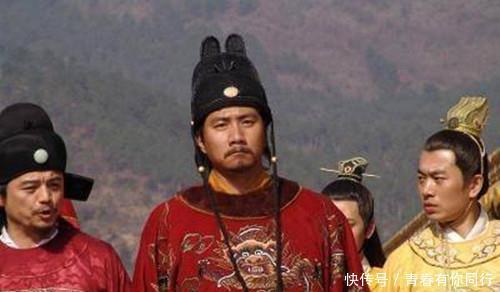 地上|朱元璋微服私访,在瓜地上吃了一块西瓜后,为什么要杀死瓜农!