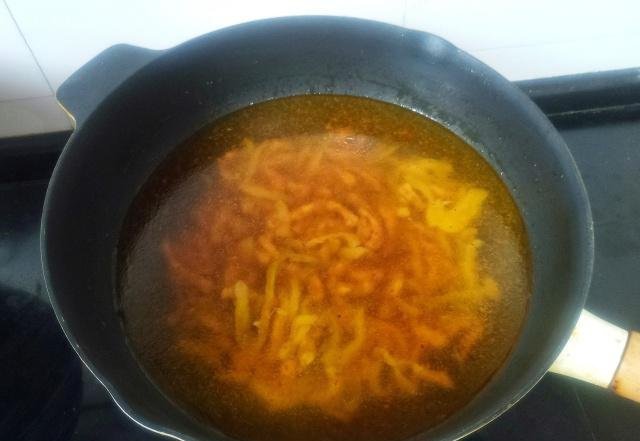 再配|榨菜别再配粥吃了,用来煮面味道更香,好吃到连汤汁都不剩