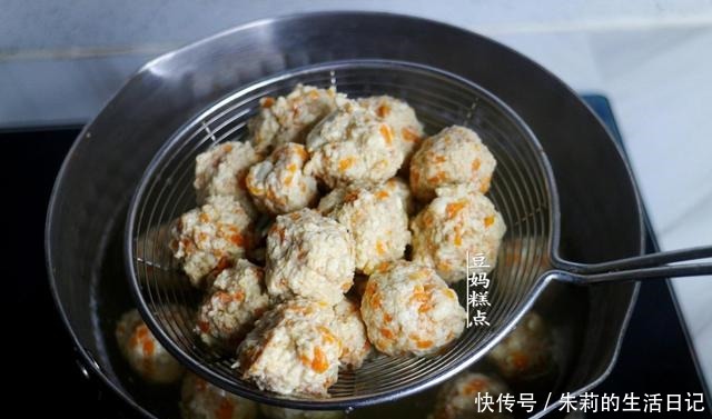 热量|减肥餐，豆腐肉丸子汤，简单又味美，做1次1周就够了