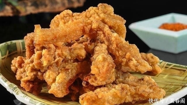 面粉|炸酥肉，有人用淀粉，有人用面粉大厨都不对，这样做才最好吃