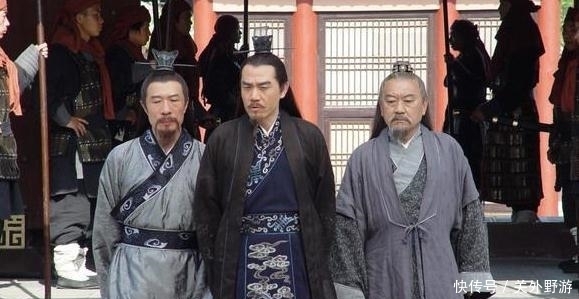 功臣|朱元璋称帝, 功臣果断请辞, 朱元璋极力挽留, 功臣: 你就放过我吧