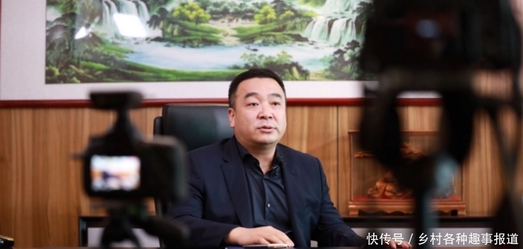 What|What?70后总裁跨界成网红,小编这就去探探他的底!