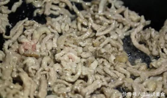 简单|仔姜配上肉丝,炒出来又香又下饭,关键做法太简单了