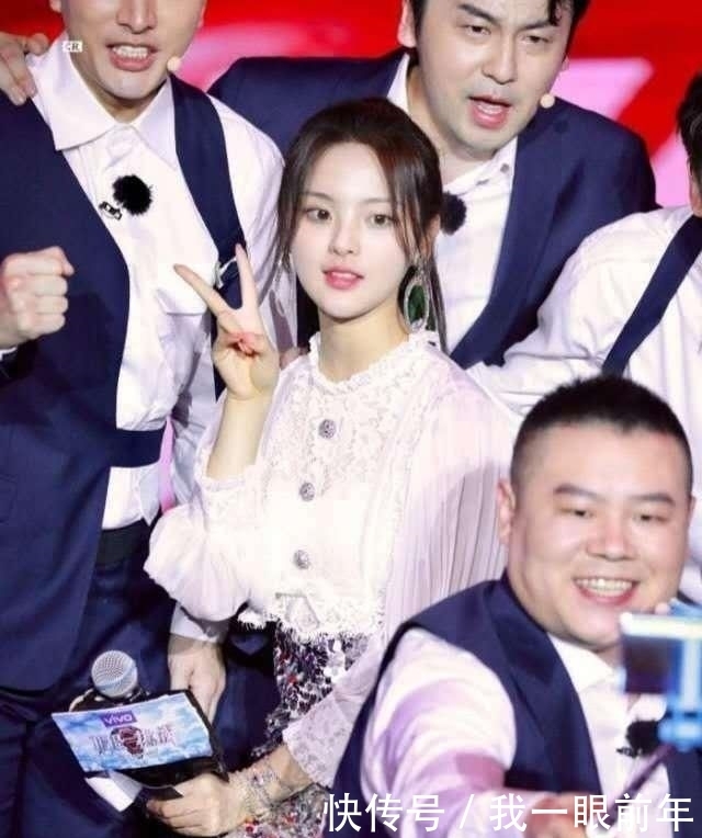 张艺兴和|极限挑战:张艺兴迪丽热巴缺席发布会,杨超越成飞行嘉宾惊艳亮相