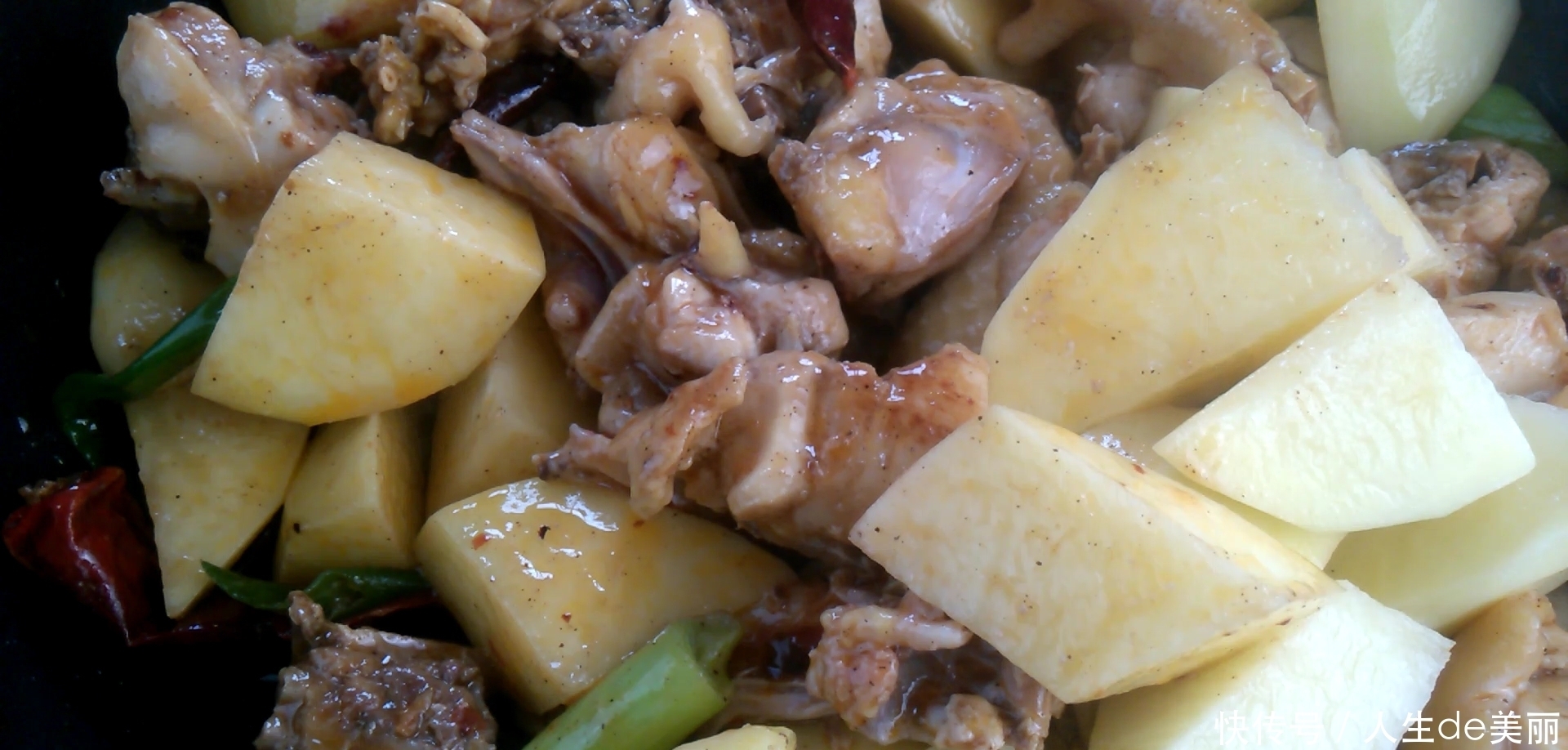 翻炒|大盘鸡的制作方法家常菜,这样做出的大盘鸡特别入味,真是太好吃