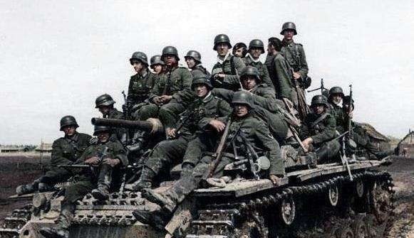 日本|同为轴心国，一个德军步兵师和一个日本师团对战，哪一个能赢？