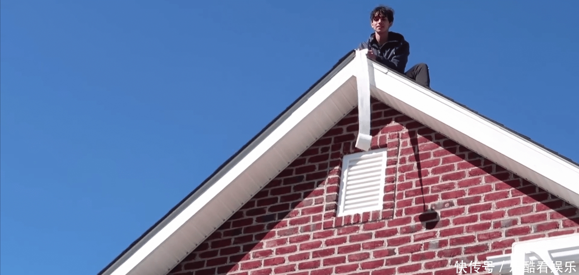  卫生纸|熊孩子为恶搞自己妈妈，用卫生纸包围房子，网友：这儿子别要了！