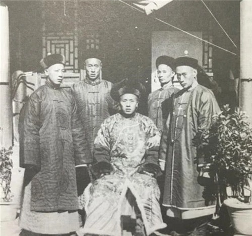 最悲惨|光绪和溥仪之间，其实还出了一位皇帝，在位仅3天，却很少人知道