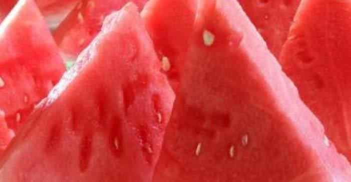夏天|夏天最喜欢吃的四种水果,西瓜仅排第二名,最后一名女生最爱吃