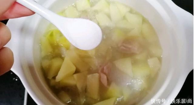 美味|厨师长教地道清炖羊肉汤的做法,简单营养又美味,汤白肉烂没膻味