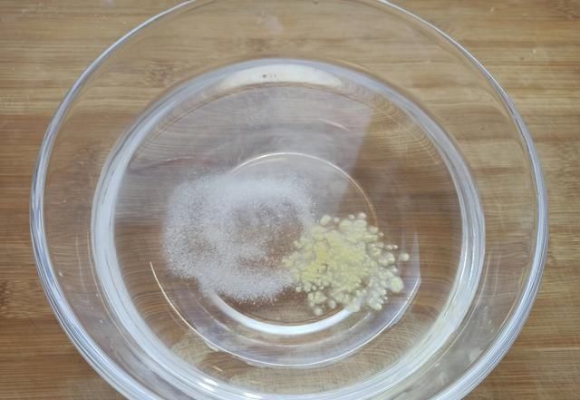 松软|好吃的早餐饼做法,松软可口,营养美味,5分钟出锅,凉了也不硬