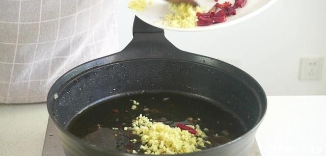 红烧|草鱼这样做才好吃, 比酸菜鱼鲜嫩, 比红烧、水煮、清蒸做法好吃