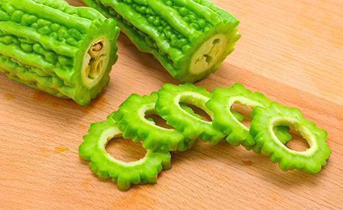  我家|苦瓜最正确的吃法，不炒蛋，不凉拌，学会这做法，我家孩子抢着吃