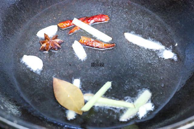  简单|入冬后家人最爱吃的一道菜，喷香入味，简单实惠，一次一盘不够吃