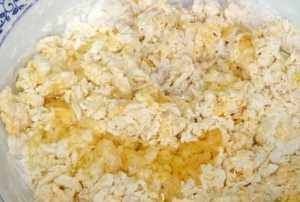 加水|面包这个做法火了,不用烤箱不加水,暄软又拉丝,比买的都好吃