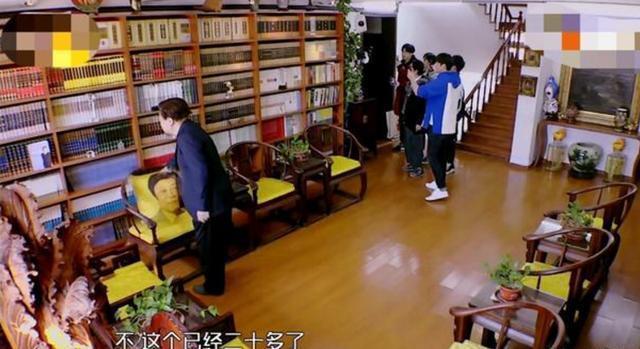 晒出|赵忠祥节目中曾晒出自己的家,当了一辈子播音员,家里却如此节俭