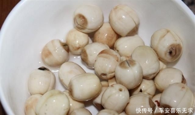 银耳|炖银耳时,是先放糖还是后放糖?很多人都错了