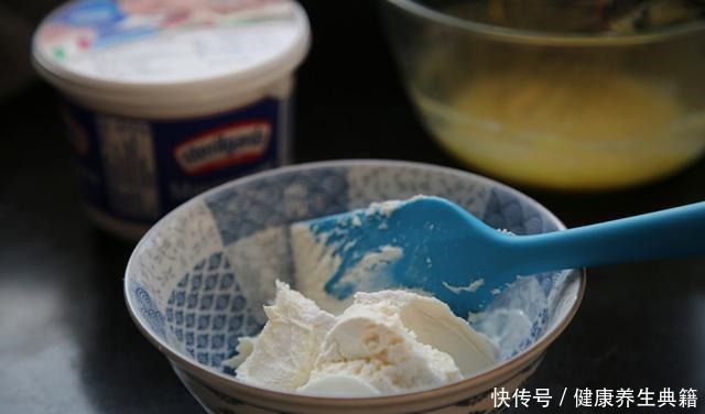失败|春节宅家不乏味,新年甜蜜在这里,不用烤箱零失败做意大利甜品