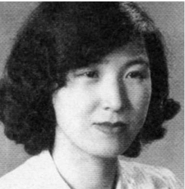 溥仪|末代皇帝溥仪的以下五位爱人罕见照片，其实没有大家想象的那么丑