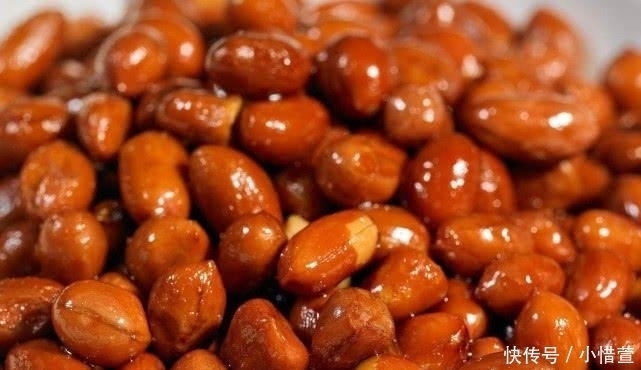 说漏嘴|大厨说漏嘴 炒花生米时, 多加一个步骤, 炒出的花生米又香又脆